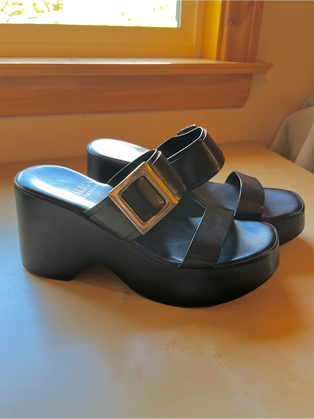 Italian Shoemakers Black 90s Platform Silver Buckle Slip On Sandals Size 7M